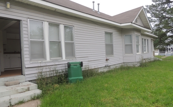 02 Side of House